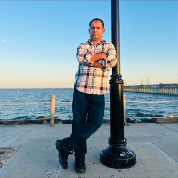 Meet your Posher, Sharif - Picture 1 of 1